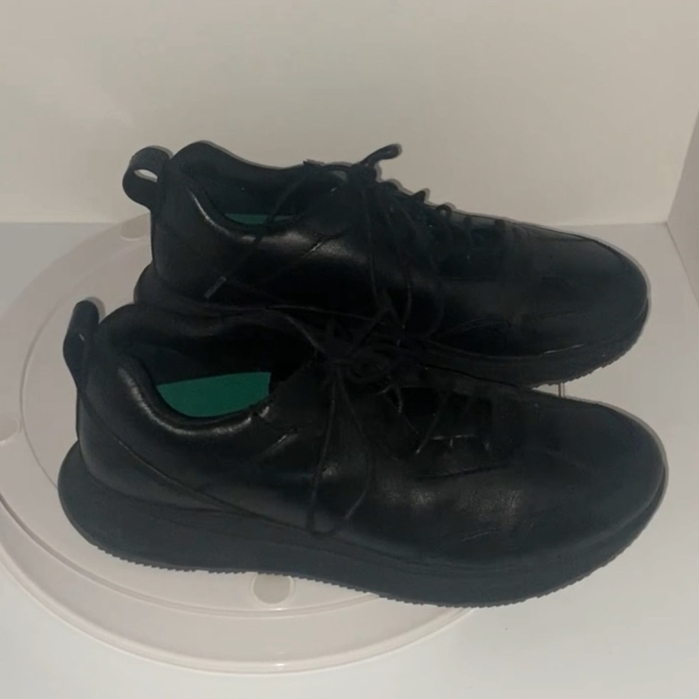 Fliptop Sneakers